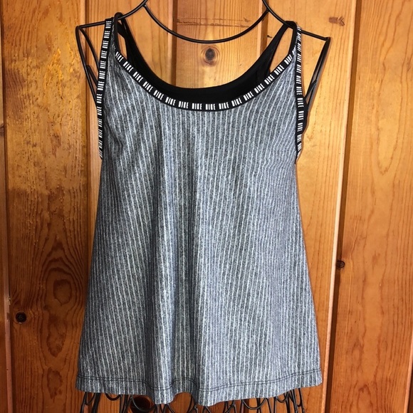 Nike tank top dri fit top size medium gray and black Nike top active wear workou - Picture 6 of 6